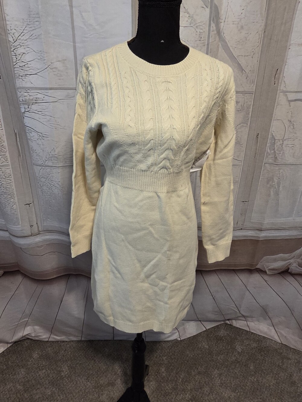 Kohl's Cream Cable-Knit Long Sleeve Sweater Dress